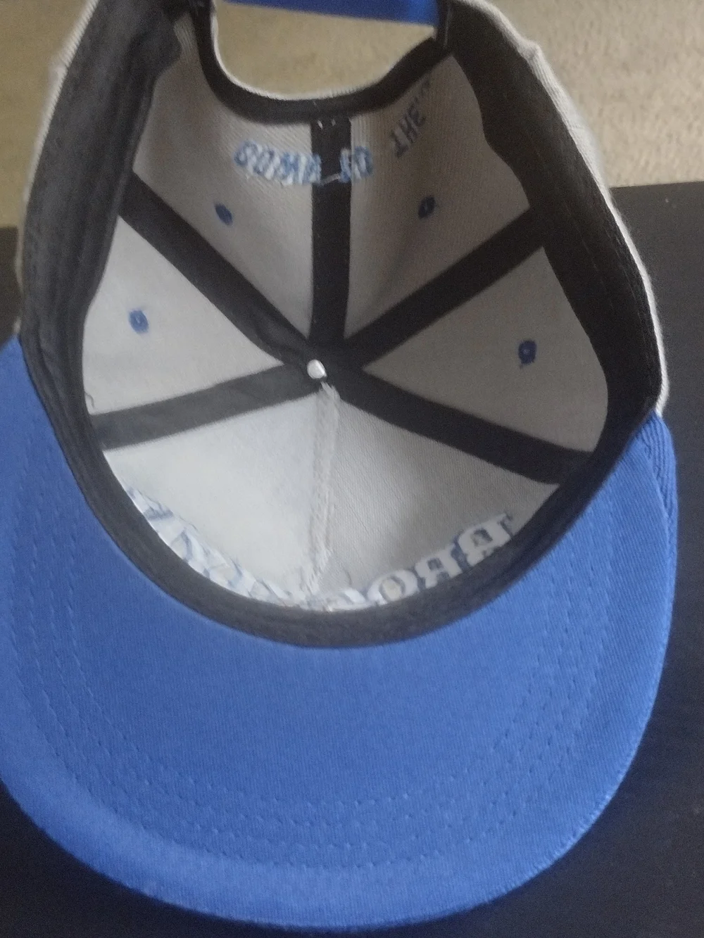 No Label adult size